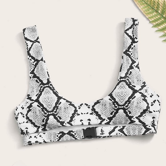 snakeskin print buckle bikini top - Picture 1 of 3